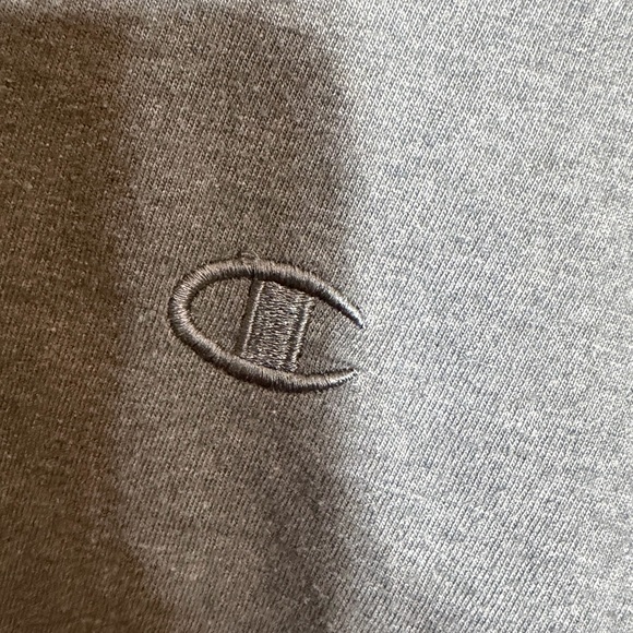 Champion Men's XXL Dark Gray V-Neck T-shirt - Picture 3 of 6